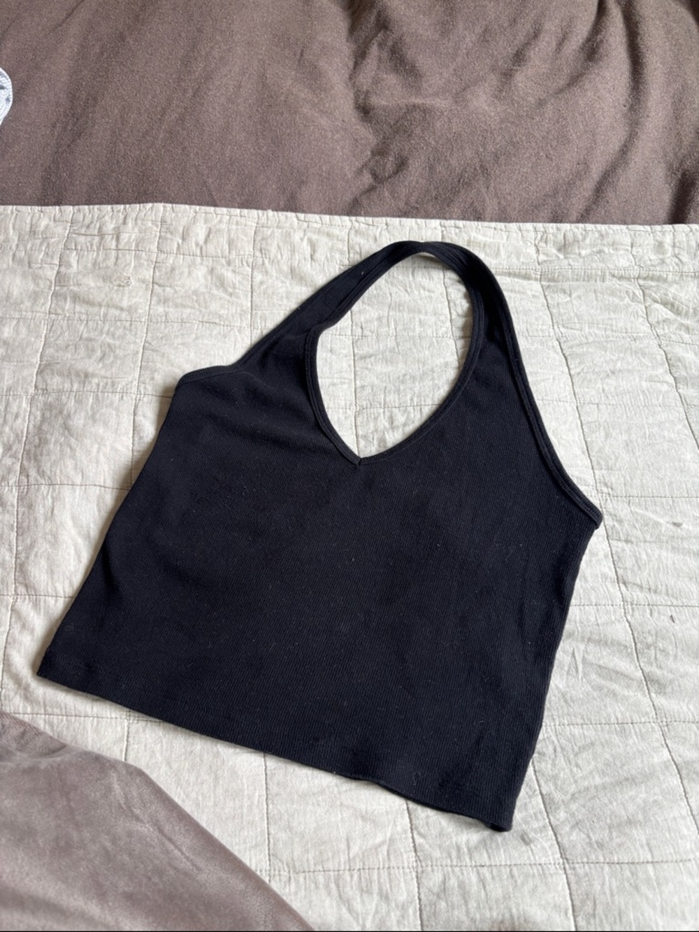 Aritzia Black Ribbed V-Neck Crop Halter